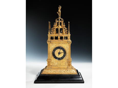 Vergoldete Automaten-Turmuhr mit Glockenschlag, Wecker und beweglichen Figuren der Jagdthematik 